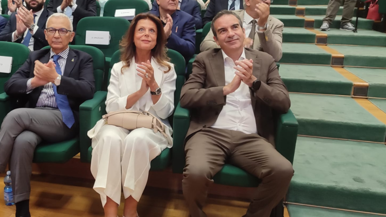 Regionali in Calabria, Occhiuto all’Unical: «Il nuovo Policlinico qui e in tempi rapidi»