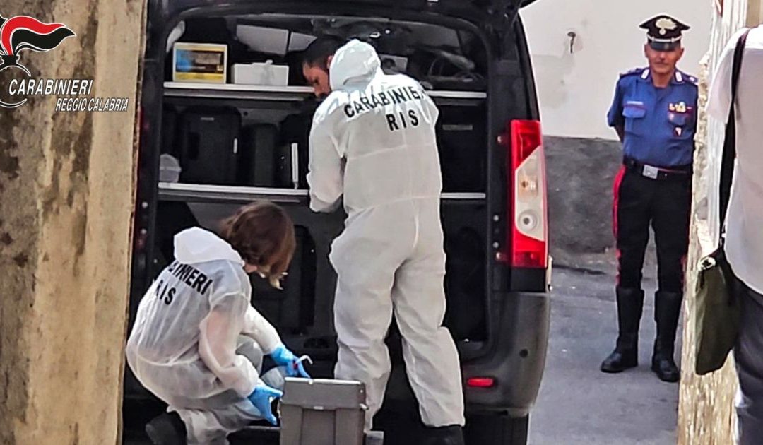 Gioiosa, cadavere trovato nel lenzuolo: due indagati