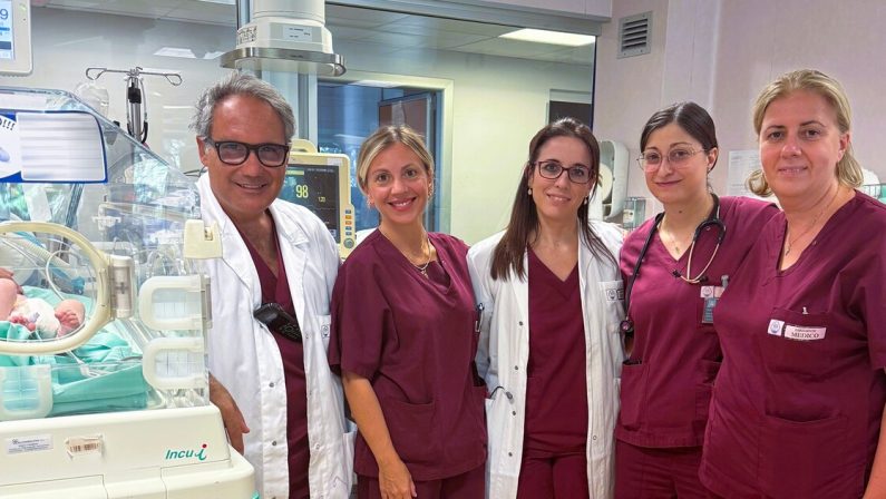 Neonato materano con malformazione operato e salvato dai medici del San Carlo
