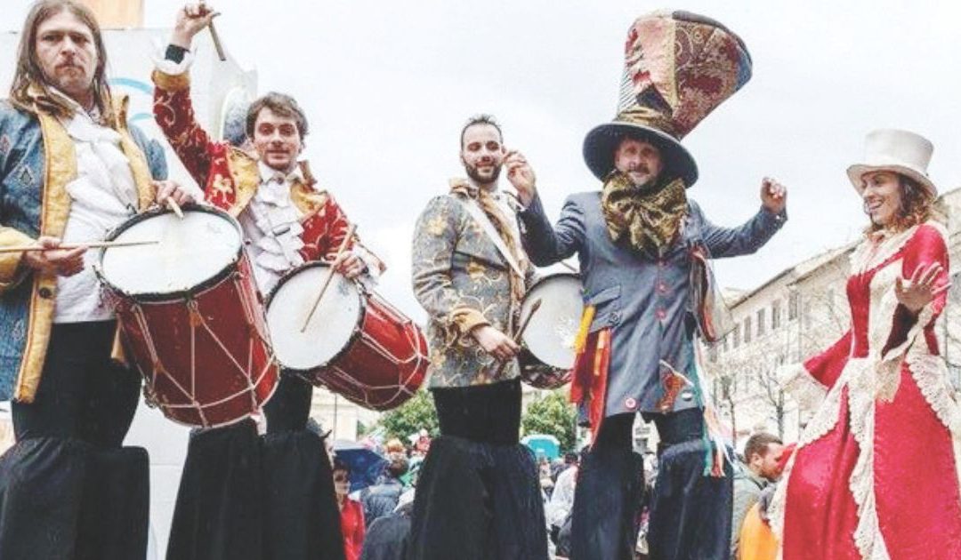 Trampolieri al Palio del ciuccio