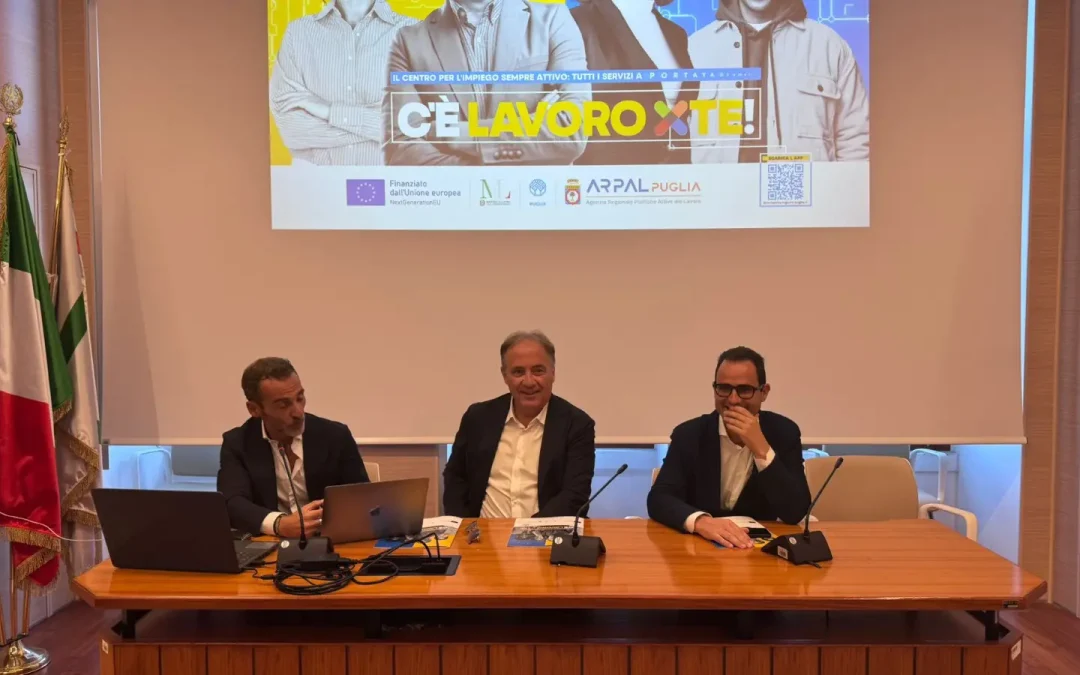 La conferenza stampa di presentazione dell'iniziativa "C'è lavoro X te"