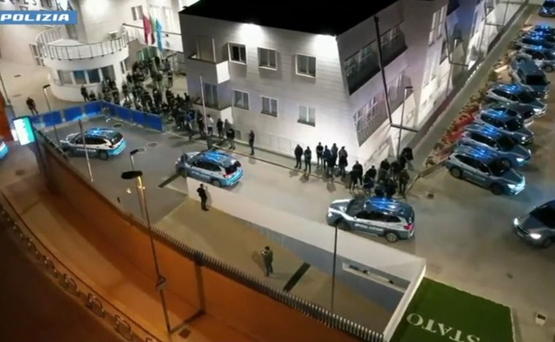 Maxi operazione contro lo spaccio di droga ad Andria, 30 arrestati