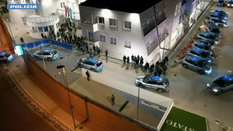 Maxi operazione contro lo spaccio di droga ad Andria, 30 arrestati