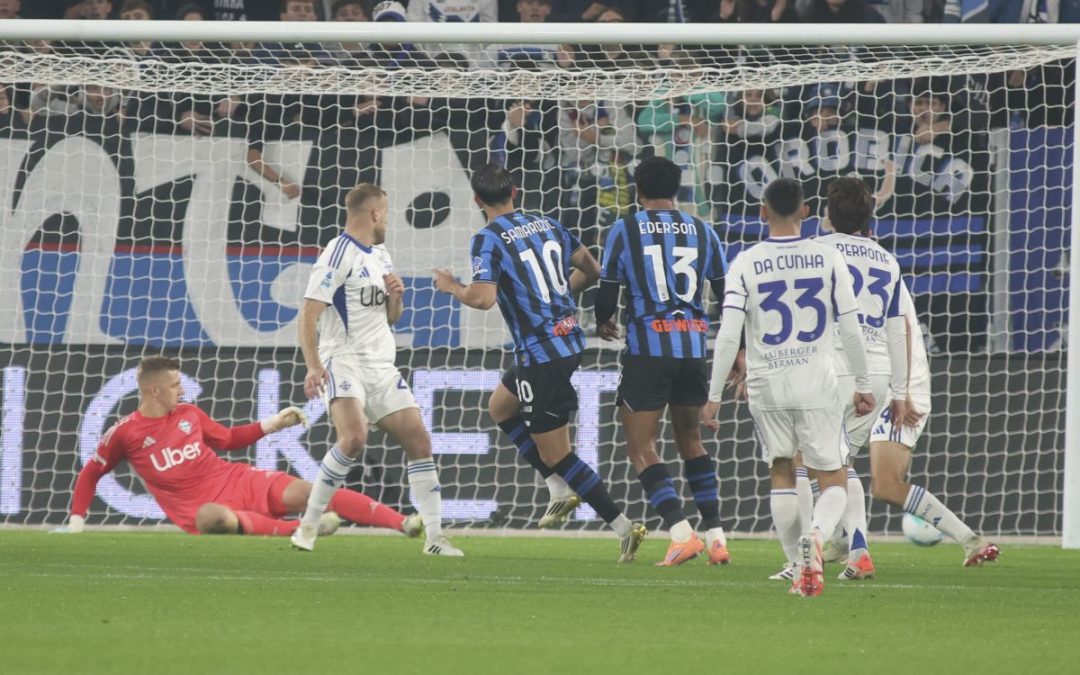 Perrone risponde a Samardzic, è 1-1 tra Atalanta e Como
