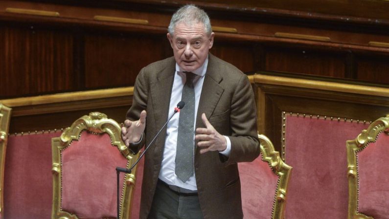 Urso “Italia e Germania all’Ue, cambiare rotta su automotive”