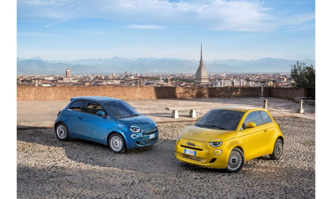 La nuova 500 Hybrid Torino protagonista della Fiat Torino City Marathon