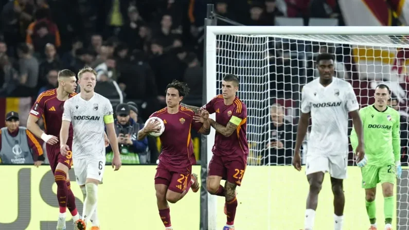 Non basta Dybala, all’Olimpico il Viktoria Plzen batte 2-1 la Roma