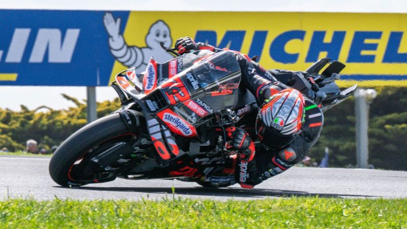 Bezzecchi domina la Sprint del GP di Australia, pole Quartararo