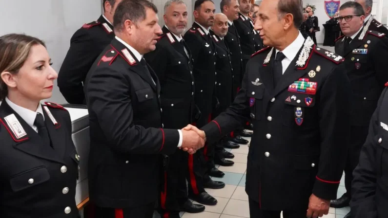 Il Comandante Luongo in visita al personale dell’Arma dei Carabinieri impegnato nella Terra dei Fuochi