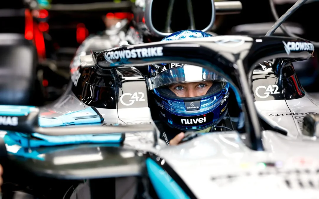 A Singapore Russell in pole davanti a Verstappen. Indietro le Ferrari: Hamilton 6°, Leclerc 7°