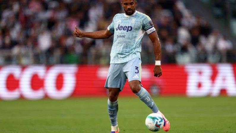 Juventus, tegola Bremer: lesione al menisco, è costretto ad operarsi