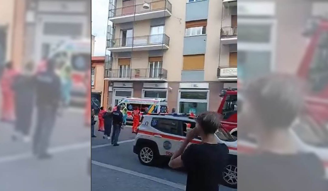 Incendio in pieno centro a Cosenza, 3 persone al Pronto soccorso