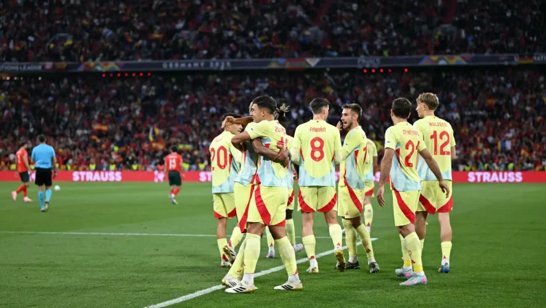 Ranking Fifa: Spagna sempre in vetta, l’Argentina scavalca la Francia. L’Italia risale al nono posto