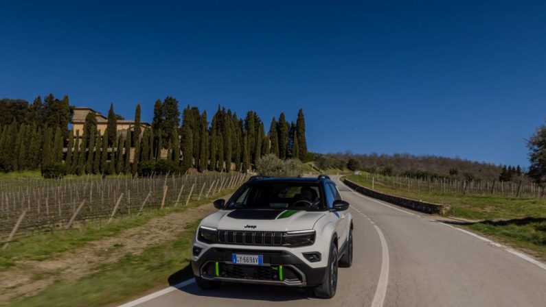 Stellantis annuncia un aumento del 13% delle consegne e dei ricavi nel terzo trimestre del 2025