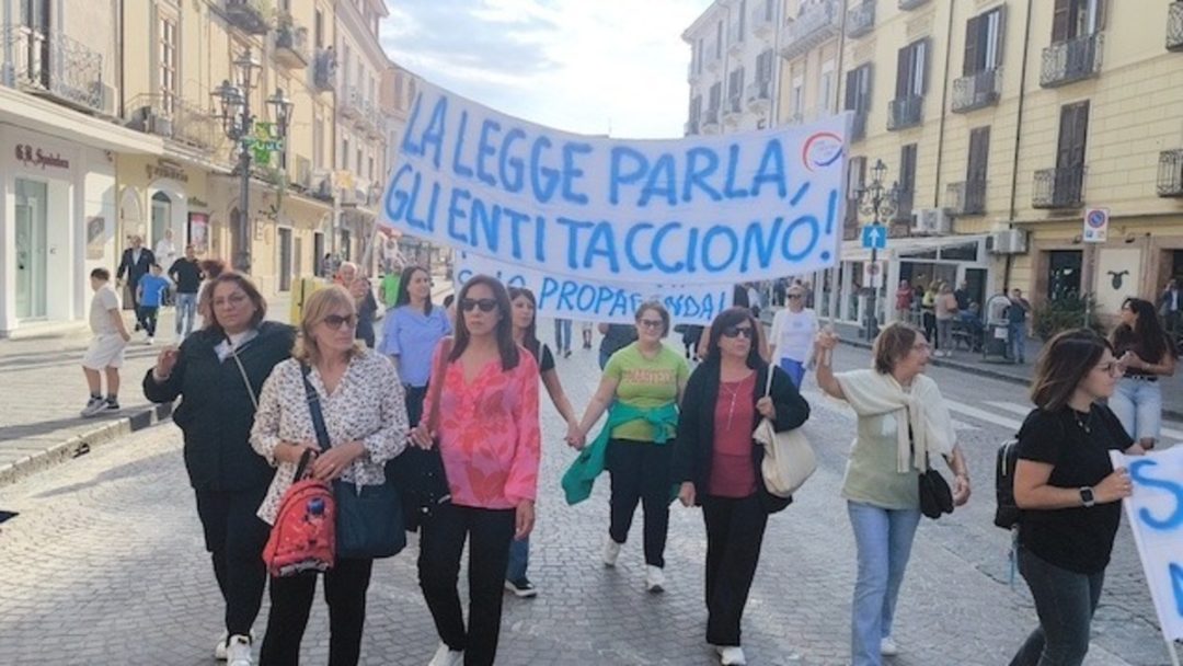 Lamezia, mamme di bimbi autistici: «Censura alla manifestazione del centrodestra»