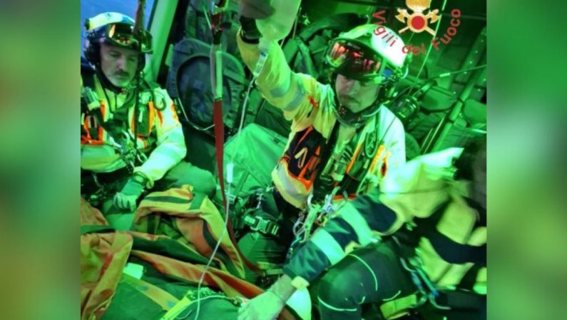 Aspromonte, motociclista precipita in un burrone, soccorso da un elicottero