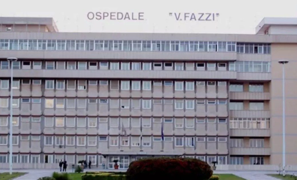 Cade da impalcatura in cantiere nel Leccese, grave un 57enne