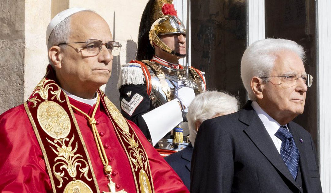 Il Papa al Quirinale “Tempi di grave sofferenza, impegno per la pace”
