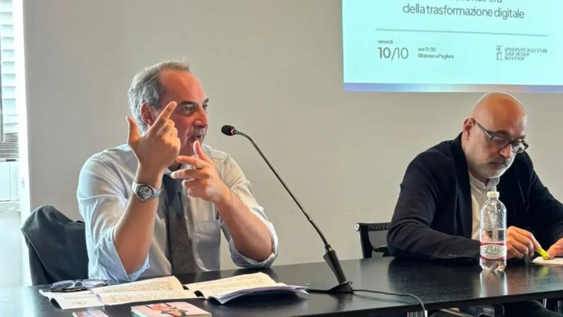 Ugo Piazza all’Università Suor Orsola Benincasa “Social specchio dell’essere umano”