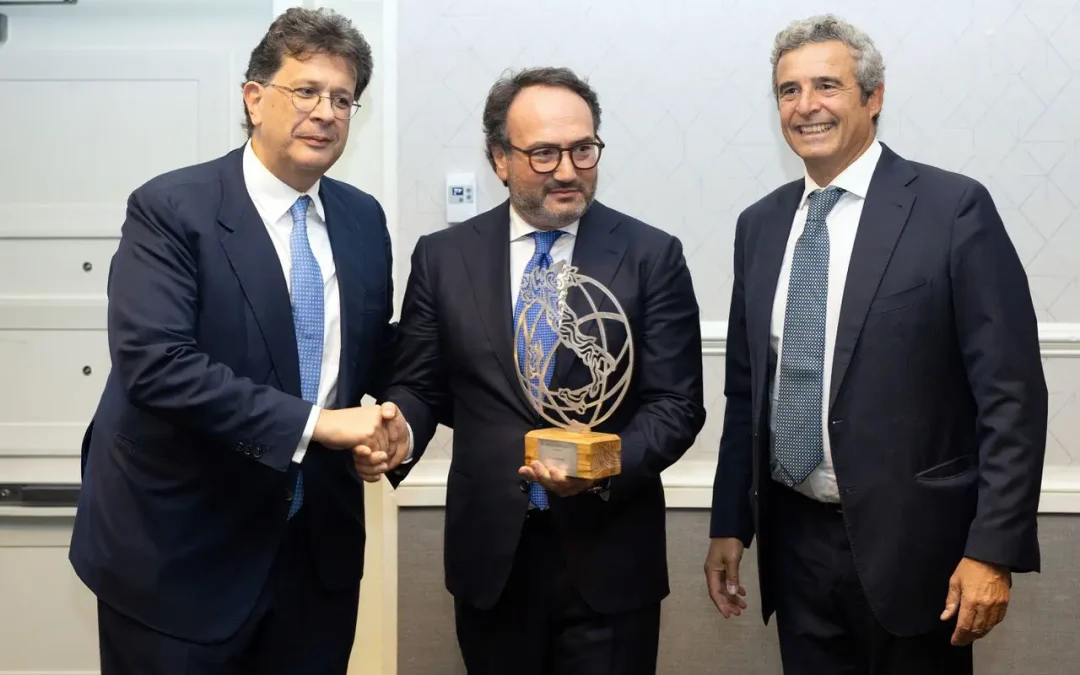 Gaetano Frulli premiato a Washington durante i 50 anni del Naif