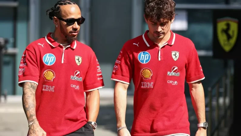 Delusione Ferrari in Brasile, i piloti reagiscono sui social. Leclerc “Daremo tutto, come sempre”, Hamilton “Non mi arrenderò”