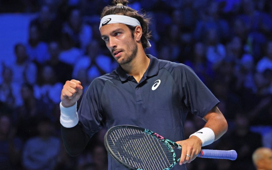 Musetti rimonta Wawrinka e avanza ai quarti ad Atene, azzurro ancora in corsa per le Finals
