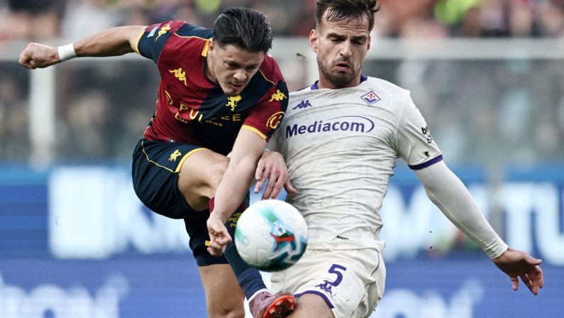 Genoa-Fiorentina 2-2, pari all’esordio per De Rossi e Vanoli