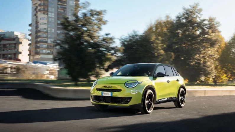 Nuova serie speciale Fiat 600 Sport Edizione Milano Cortina 2026