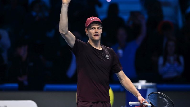 Tennis, Sinner batte Alcaraz e conquista le Atp Finals per la seconda volta