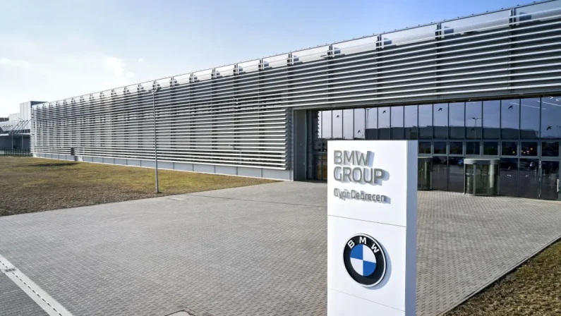 Sostenibilità nella progettazione e produzione della nuova BMW iX3