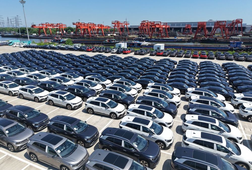 Cina, nei primi dieci mesi esportazioni di auto in aumento del 15,7%