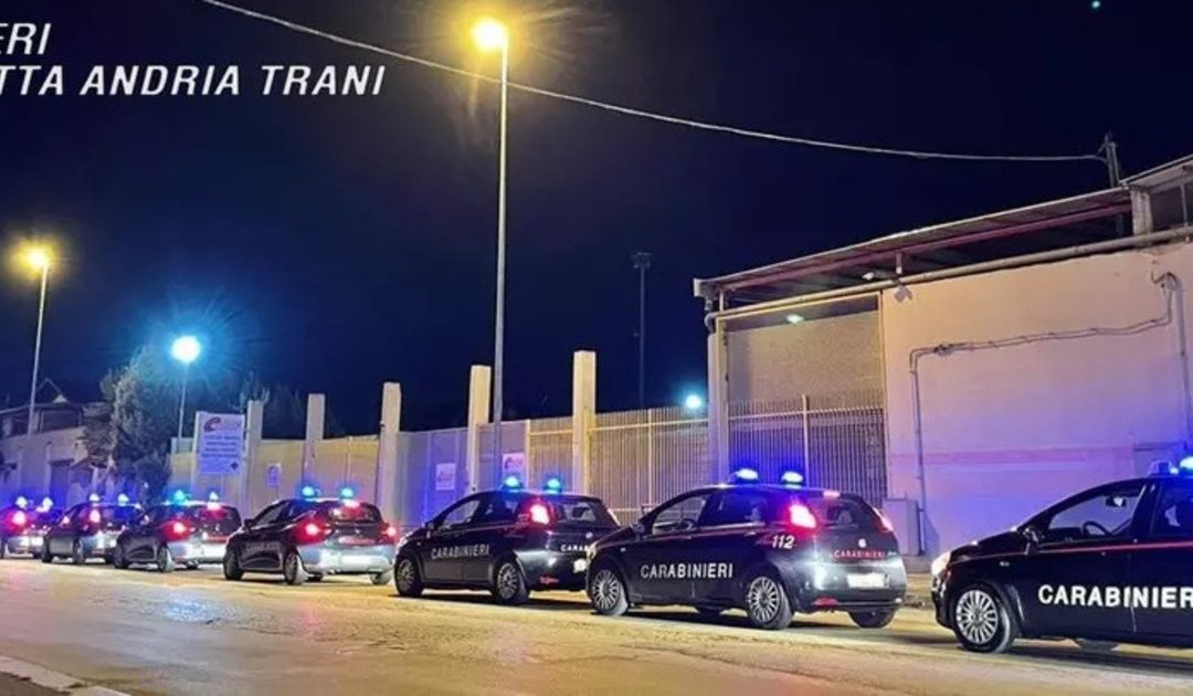 San Ferdinando di Puglia, assalto con ruspa alle Poste: Carabinieri sventano il colpo