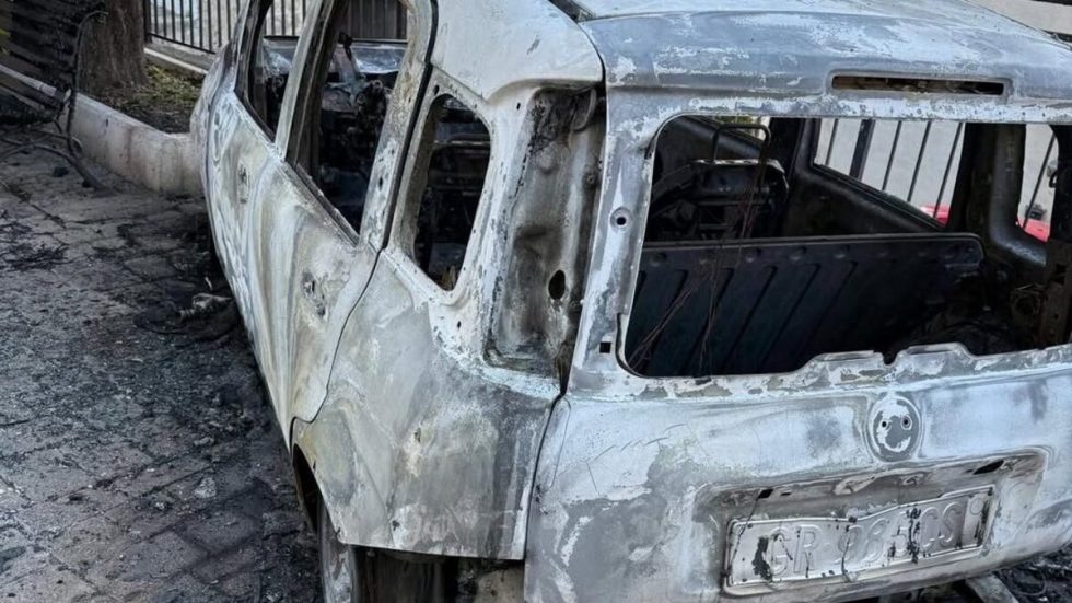 A Santa Maria del Cedro: incendiata la Panda in uso al collaboratore del sindaco Vetere