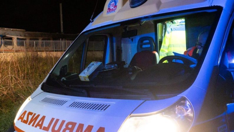 Scontro tra stuntman durante uno spettacolo nel Napoletano, un morto