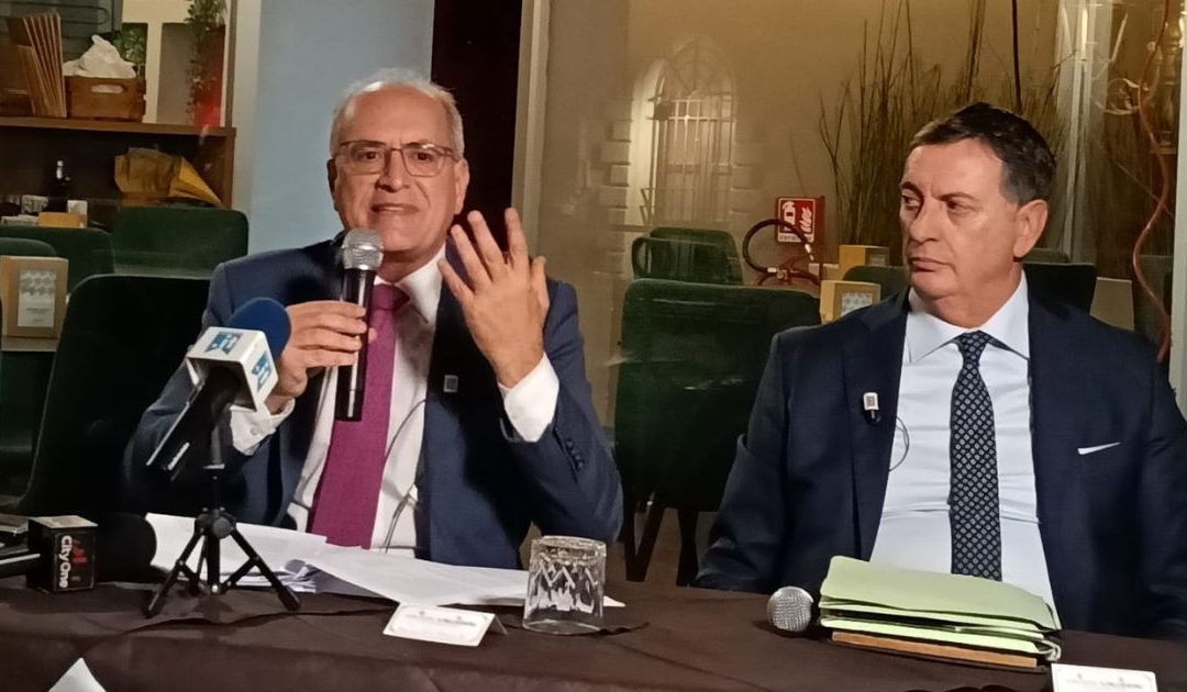 Lamezia, Mascaro replica a Murone: «Nessun buco nel bilancio»