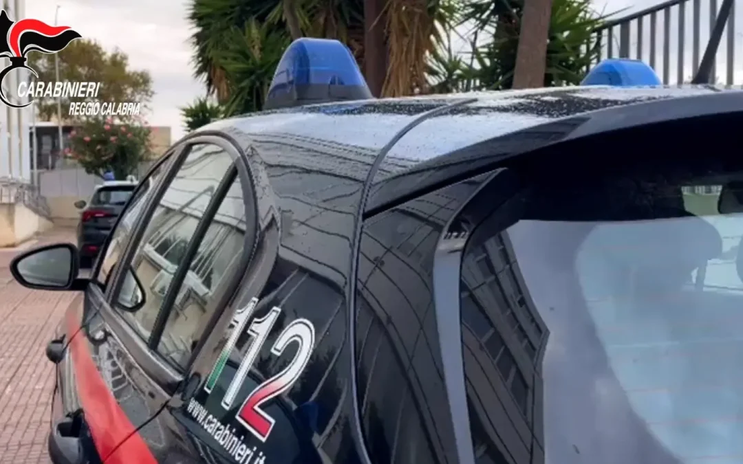 Casa trasformata in bazar della droga, 54enne arrestato a Reggio Calabria