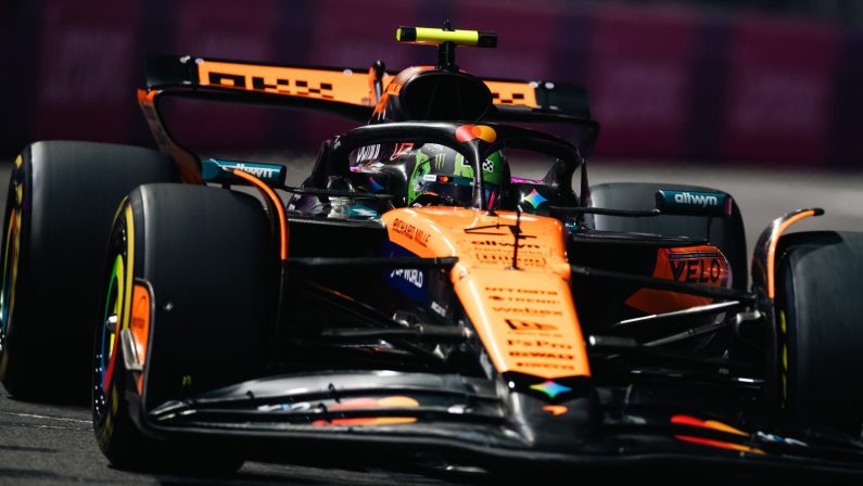 F1, GP Las Vegas: Norris è il più veloce nelle libere, bene Leclerc