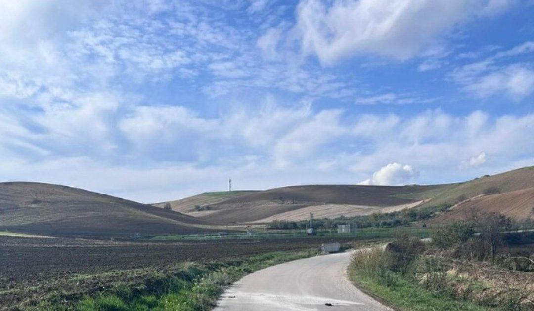 Investito da un trattore mentre fa jogging nel Foggiano, muore un 70enne