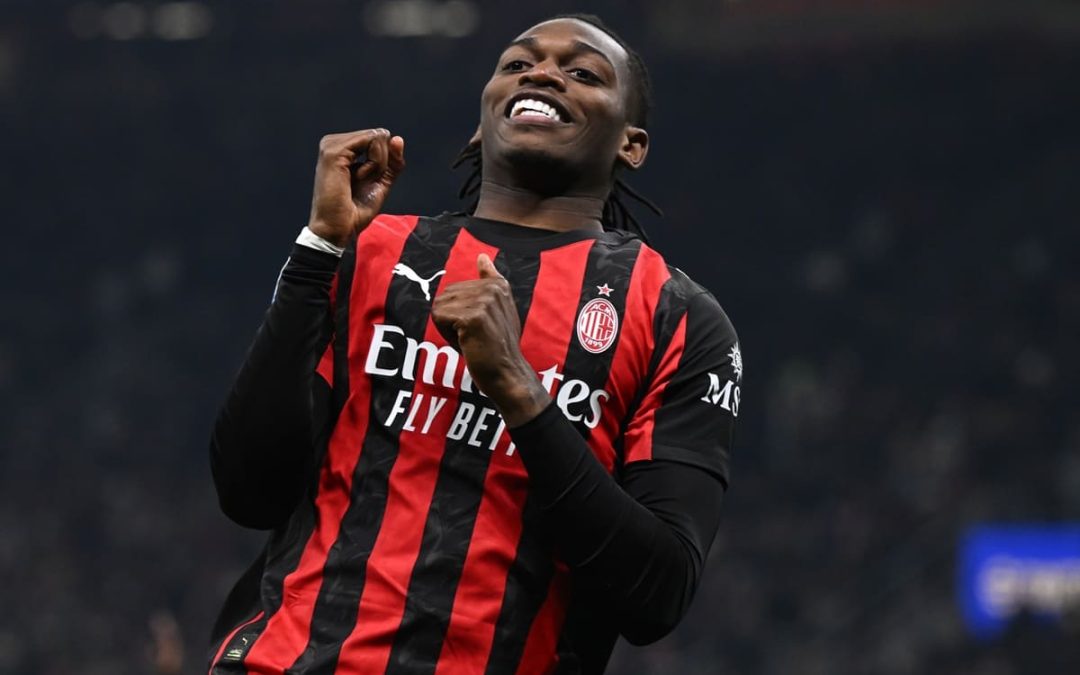 Il Milan piega la Lazio e per una notte è da solo in vetta, 1-0 thriller firmato Leao