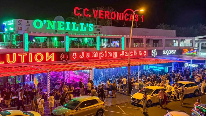 Tentato omicidio a Tenerife, arrestato un ventenne di Cirò Marina