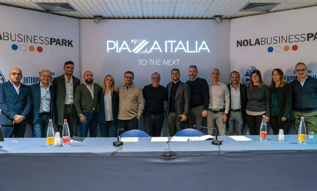 Rilancio Piazza Italia: UniCredit guida il family buy out, previste oltre 1.000 assunzioni