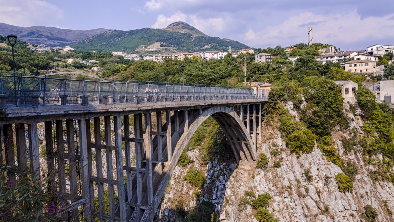 Ponte del Pianello, l’impegno: entro dicembre