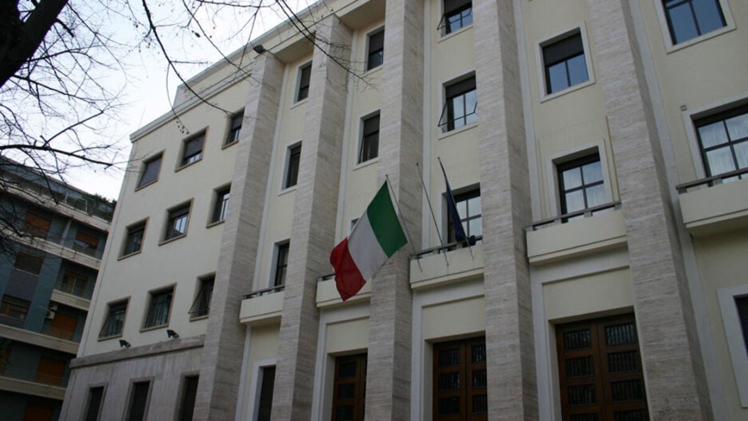 Cosenza, piano anti-illegalità nelle scuole