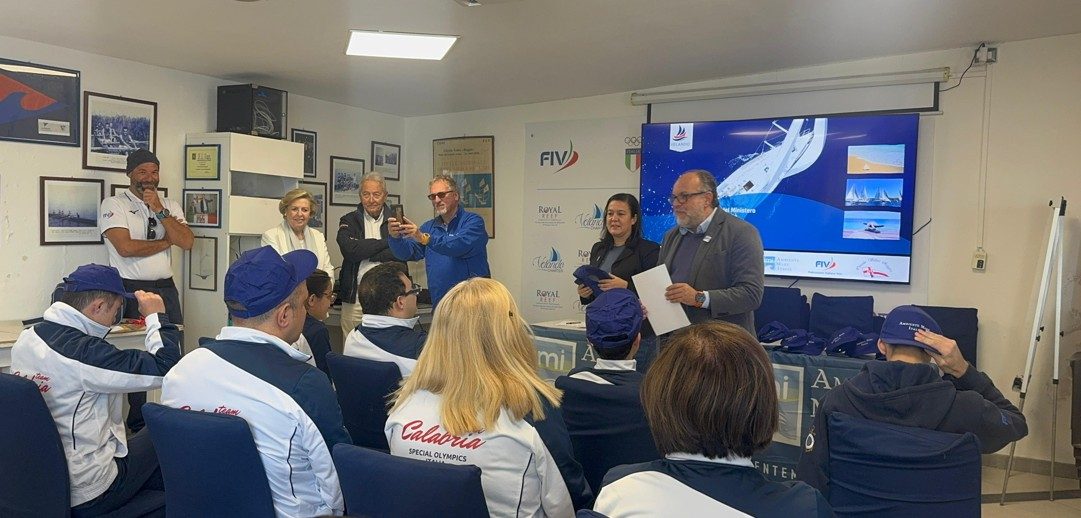 Reggio Calabria, “Velando”: tra incontri e uscite in barca il mare diventa esperienza educativa
