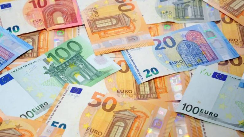 Bankitalia: «Prospettive crescita contenute, il debito pubblico è una vulnerabilità»