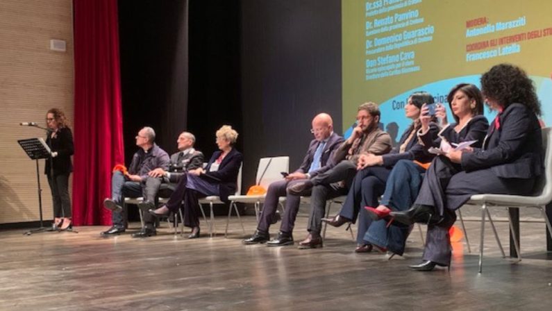 Violenza di genere, il procuratore di Crotone: «Si denuncia ancora poco»