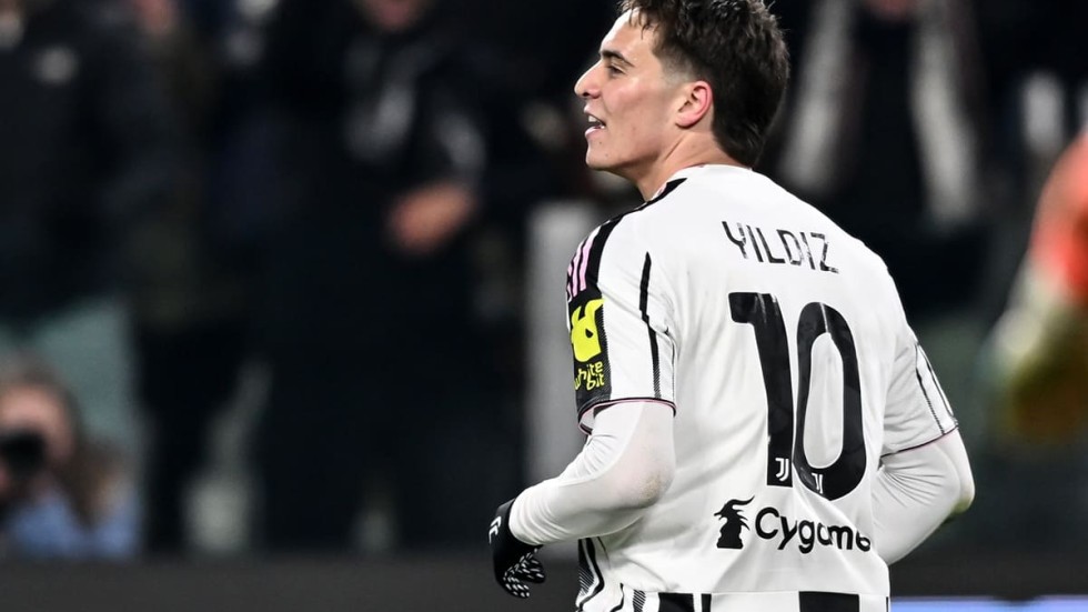Yildiz show allo Stadium, la Juventus batte il Cagliari 2-1 in rimonta