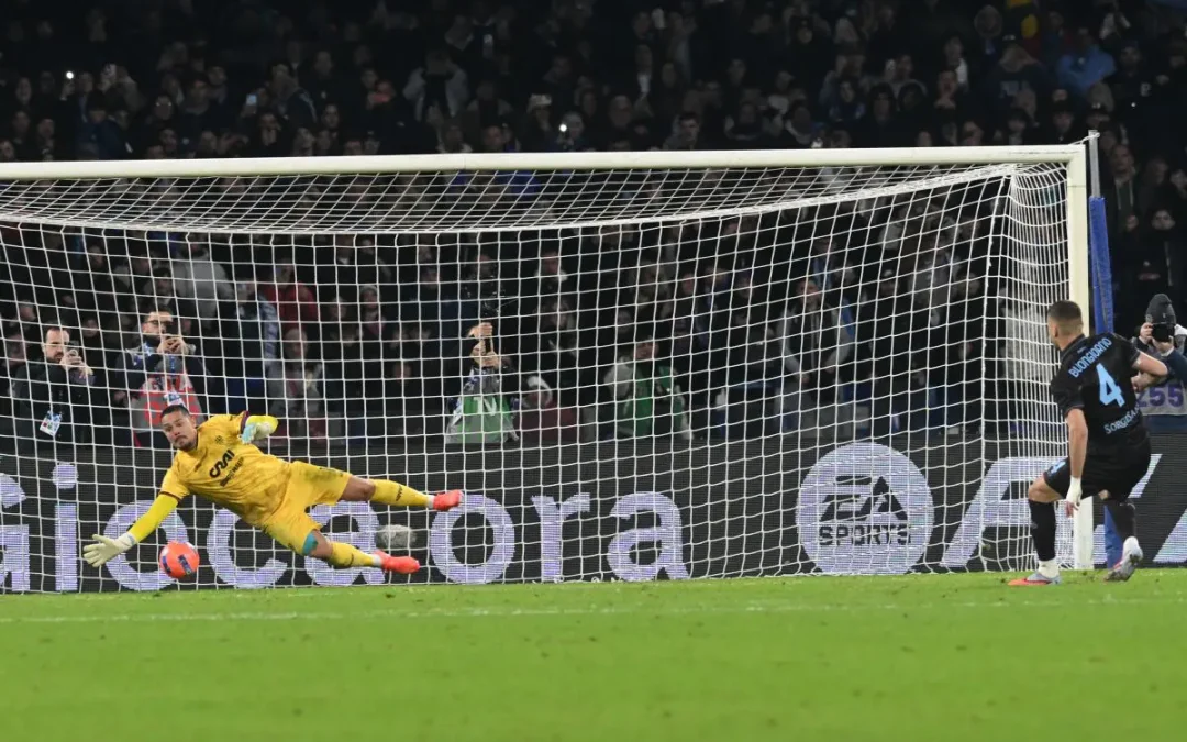 Napoli ai quarti di Coppa Italia, il Cagliari si arrende ai rigori