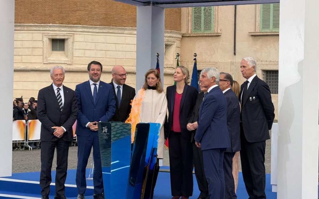 Mattarella accende il braciere di Milano-Cortina 2026