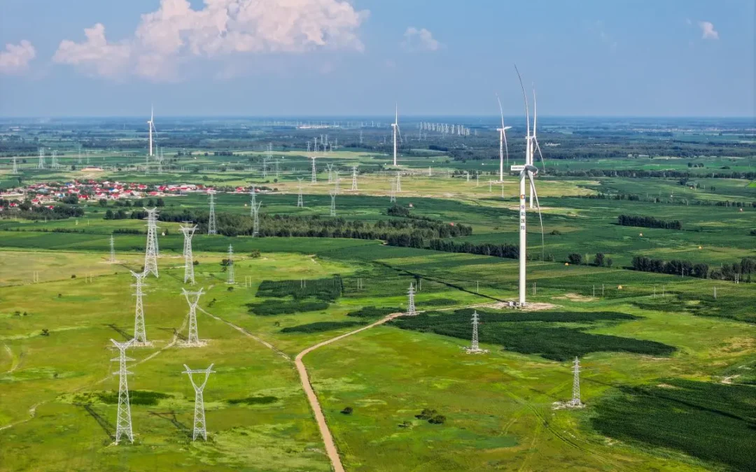 Cina, la capacità eolica della Mongolia Interna supera i 100 milioni di kW